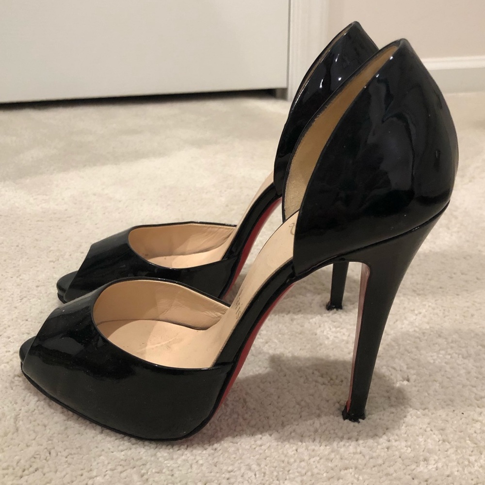 Christian Louboutin Prive Peep Toe heel
